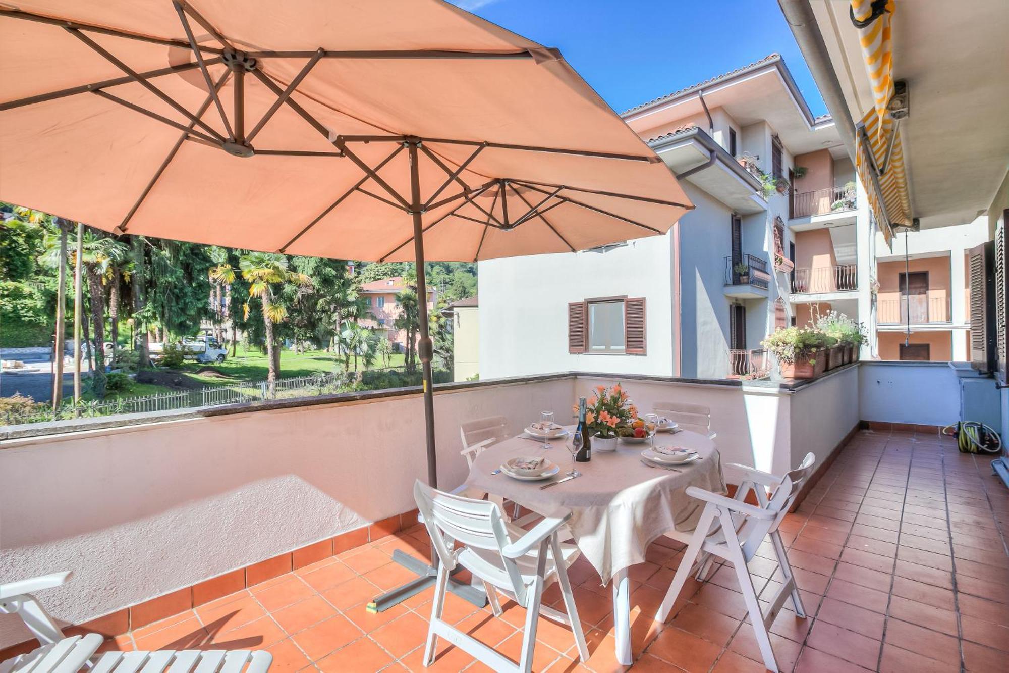 Appartamento Gaya Stresa Center - Happy Rentals Eksteriør bilde