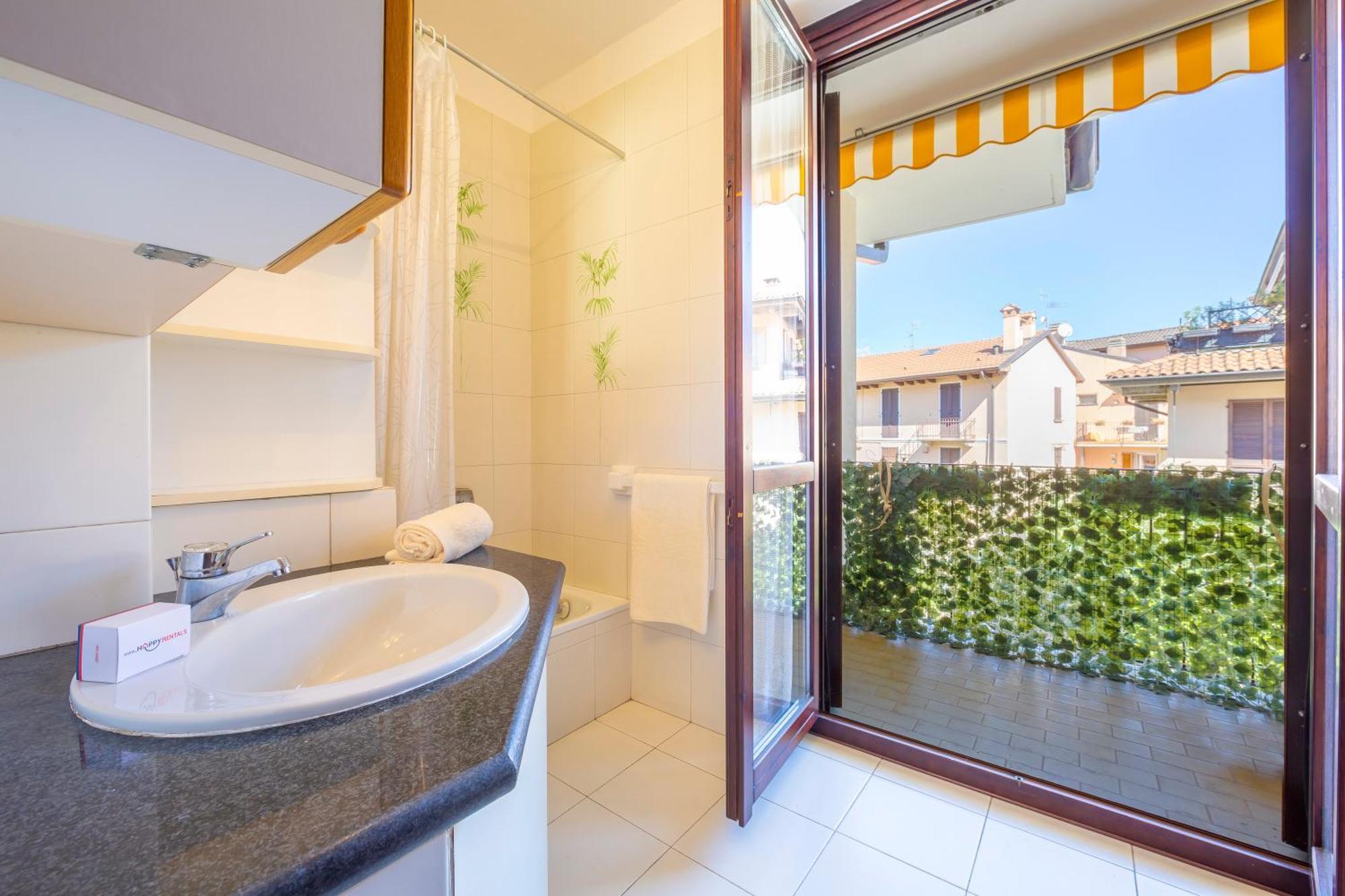 Appartamento Gaya Stresa Center - Happy Rentals Eksteriør bilde