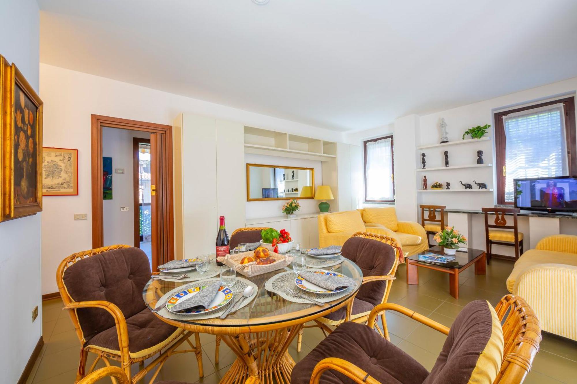 Appartamento Gaya Stresa Center - Happy Rentals Eksteriør bilde
